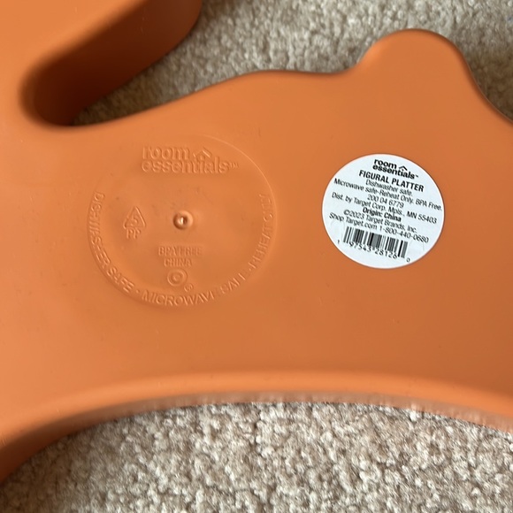 NWT 11"x14" Bunny Figural Serve Plastic Platter Room Essentials™ Tableware - Picture 3 of 4